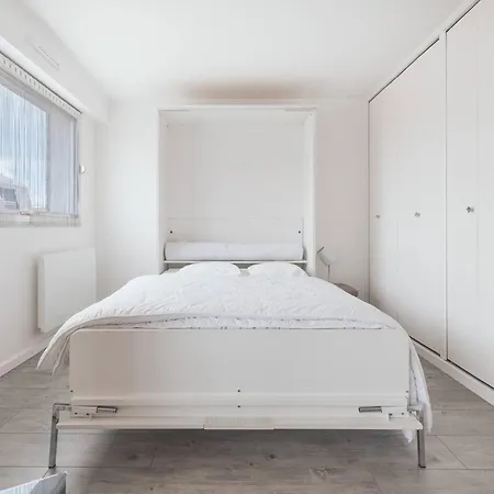 Moderne Au Centre-ville Avec Balcon Et Wifi - Fr-1-821-44 Appartamento *